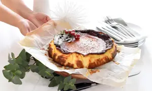 Tarta queso La Viña, cremosa y dorada, lista para disfrutar. Perfecta si la preparas con Thermomix.